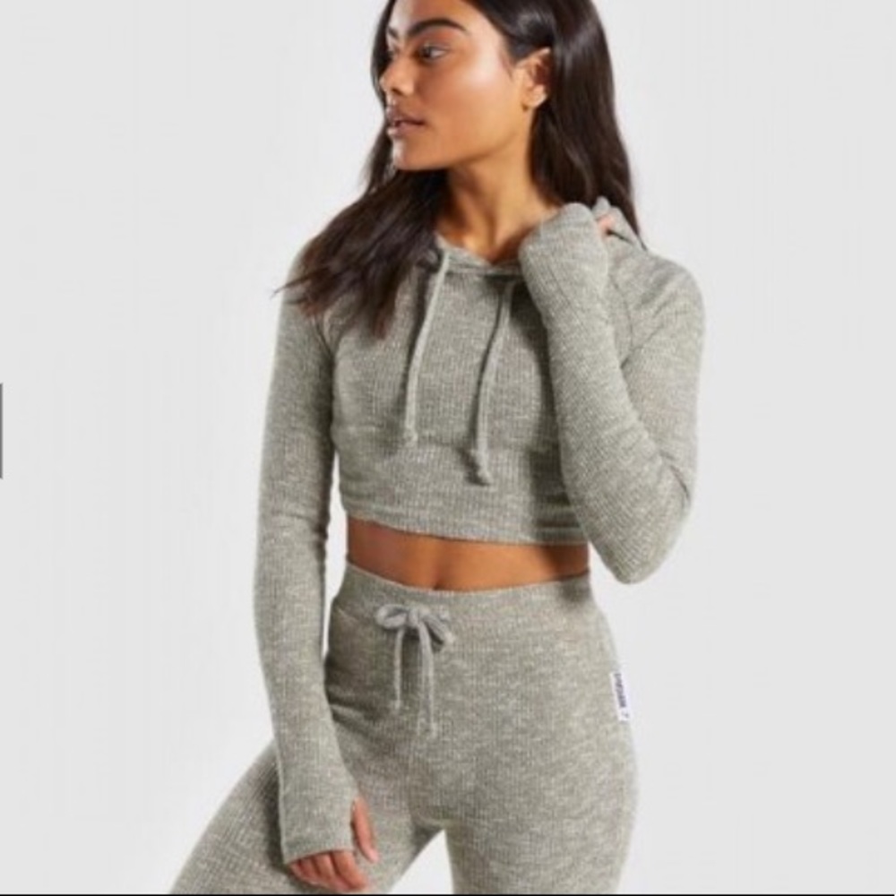 Gym shark set (top xs and bottom s)